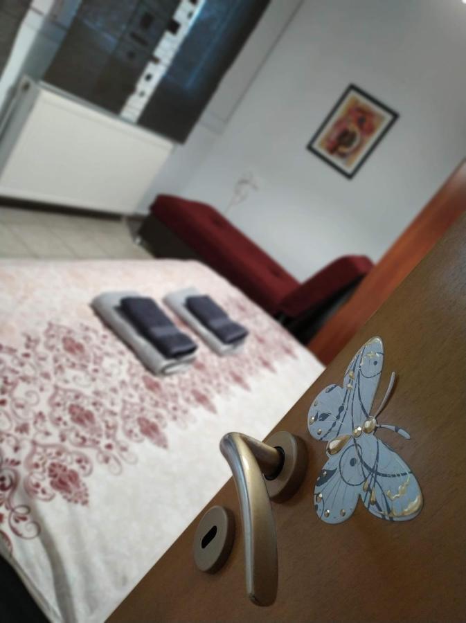 Nice And Cosy House 2 ラリサ エクステリア 写真